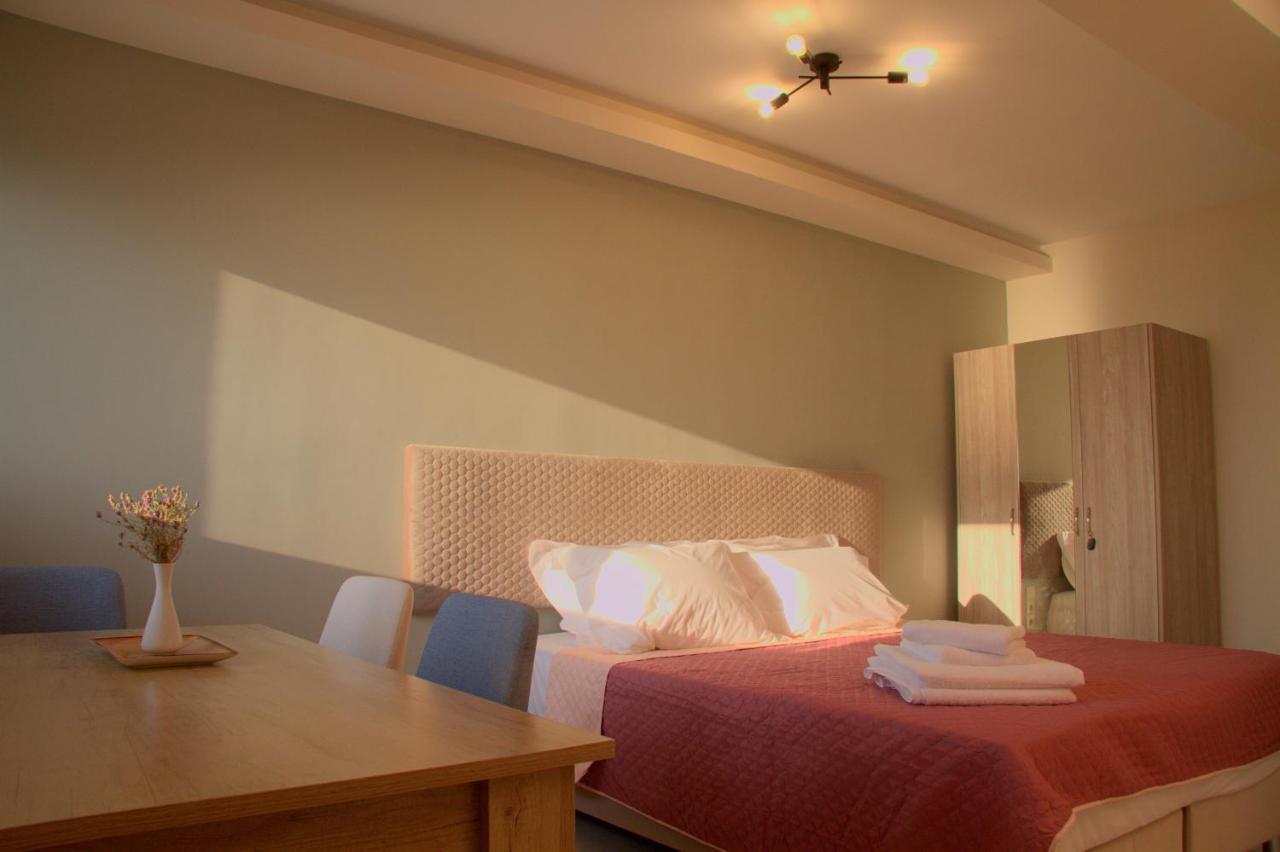 Melikiron Luxury Apartments Айос-Никитас Экстерьер фото