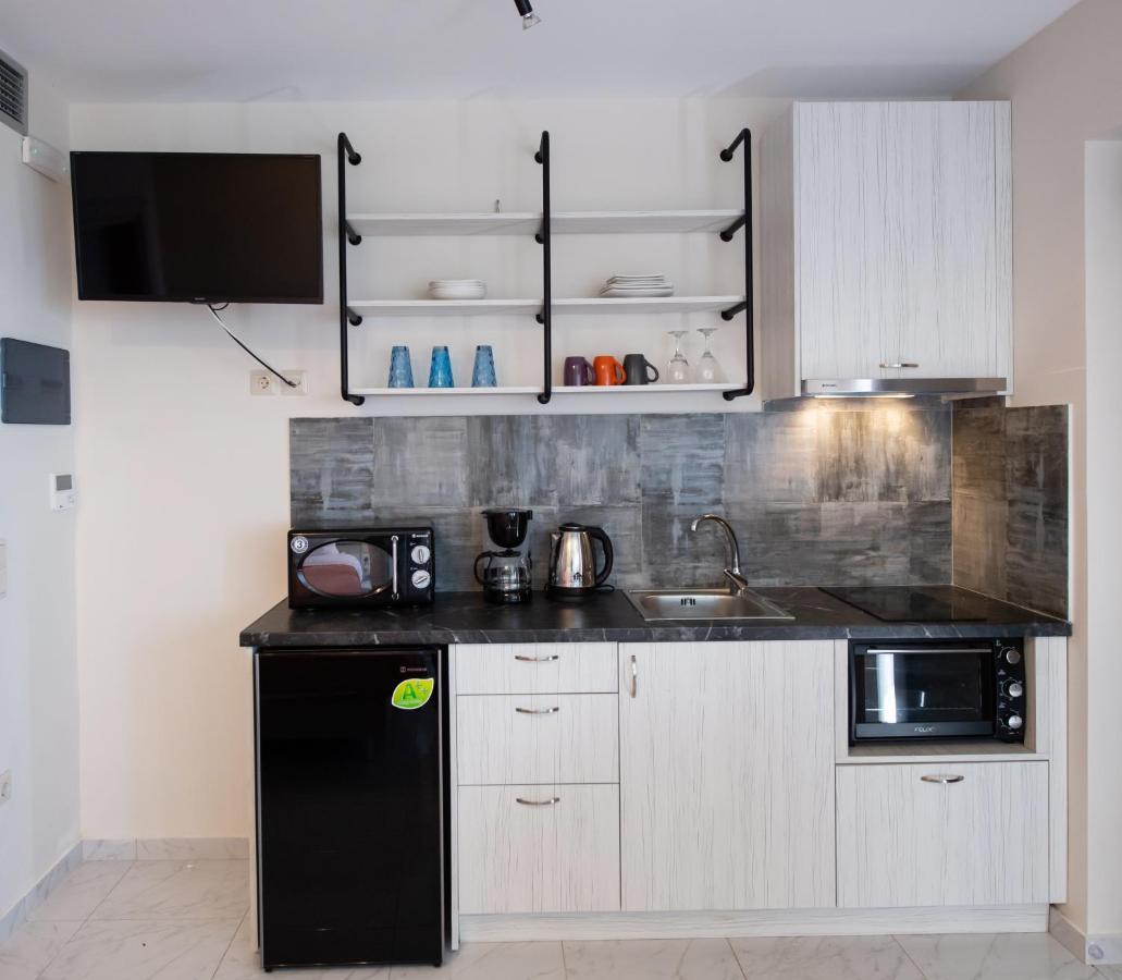 Melikiron Luxury Apartments Айос-Никитас Экстерьер фото